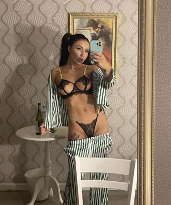 Анкета проститутки Нелли - город Бичура, 23 года, №2421